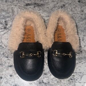 Toddler loafers-size 6 (fits like a 4/5)